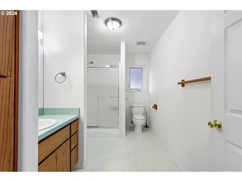 234 Valentine Avenue Sutherlin OR 97479