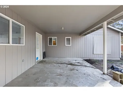234 Valentine Avenue Sutherlin OR 97479
