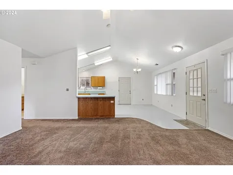 234 Valentine Avenue Sutherlin OR 97479