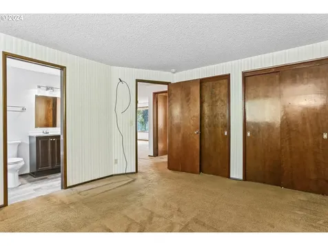 6187 Sw Cross Creek Avenue Beaverton OR 97078