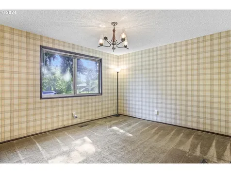 6187 Sw Cross Creek Avenue Beaverton OR 97078