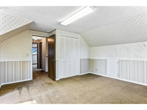 6187 Sw Cross Creek Avenue Beaverton OR 97078