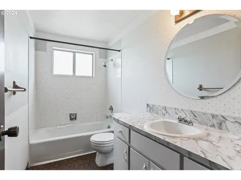 6187 Sw Cross Creek Avenue Beaverton OR 97078