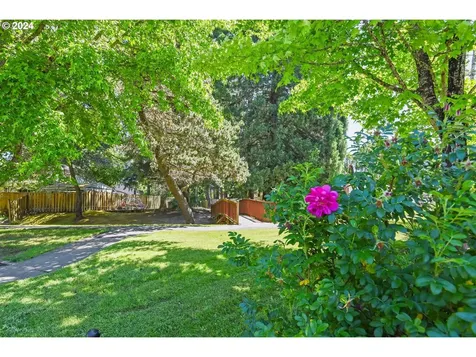 6187 Sw Cross Creek Avenue Beaverton OR 97078