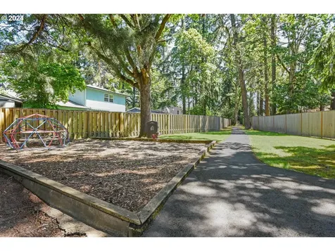 6187 Sw Cross Creek Avenue Beaverton OR 97078