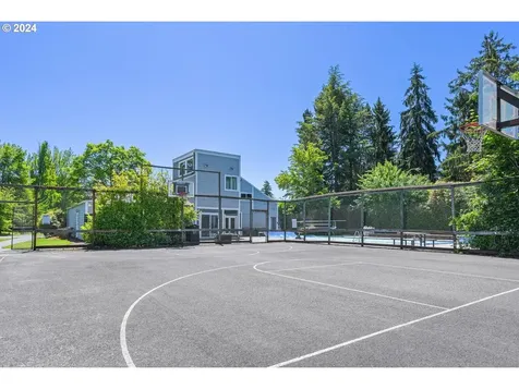 6187 Sw Cross Creek Avenue Beaverton OR 97078