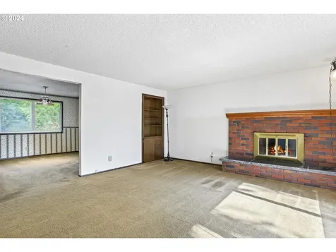6187 Sw Cross Creek Avenue Beaverton OR 97078