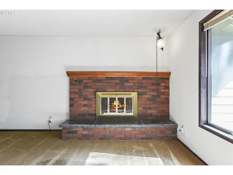 6187 Sw Cross Creek Avenue Beaverton OR 97078