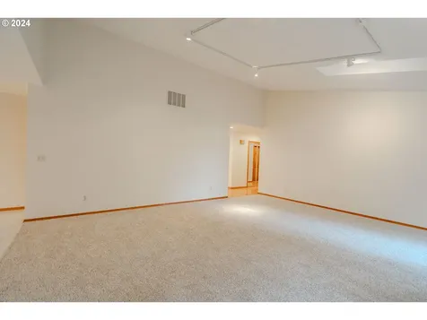 13301 SE Angus Street Vancouver WA 98683