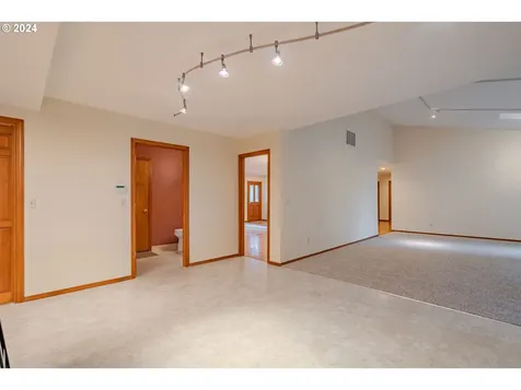 13301 SE Angus Street Vancouver WA 98683