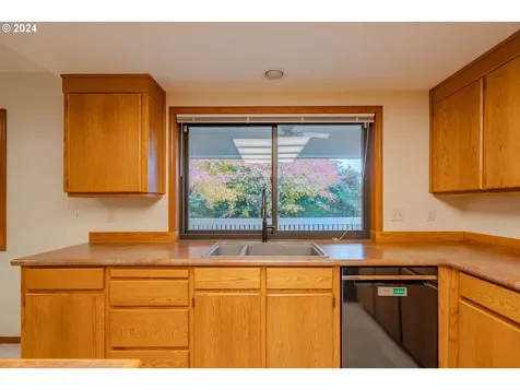 13301 SE Angus Street Vancouver WA 98683