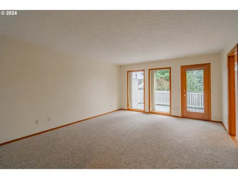 13301 SE Angus Street Vancouver WA 98683