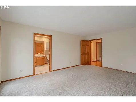 13301 SE Angus Street Vancouver WA 98683