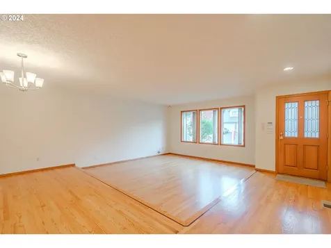 13301 SE Angus Street Vancouver WA 98683