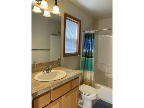 7835 SE 68th Avenue Portland OR 97206