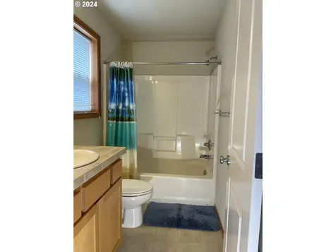 7835 SE 68th Avenue Portland OR 97206
