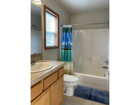 7835 SE 68th Avenue Portland OR 97206