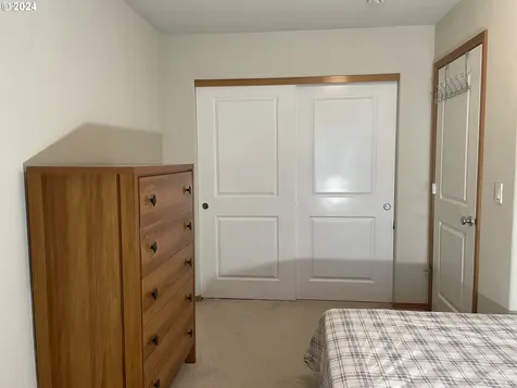 7835 SE 68th Avenue Portland OR 97206