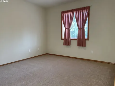 7835 SE 68th Avenue Portland OR 97206