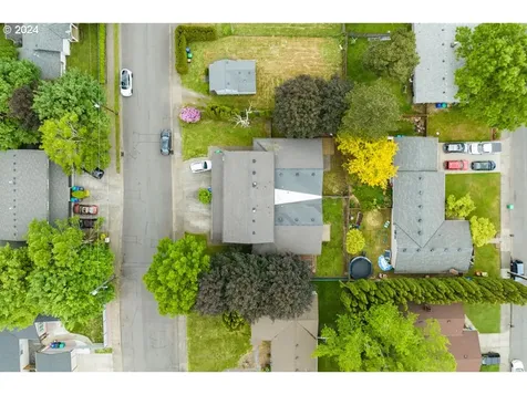 818 Se Francis Avenue Gresham OR 97080