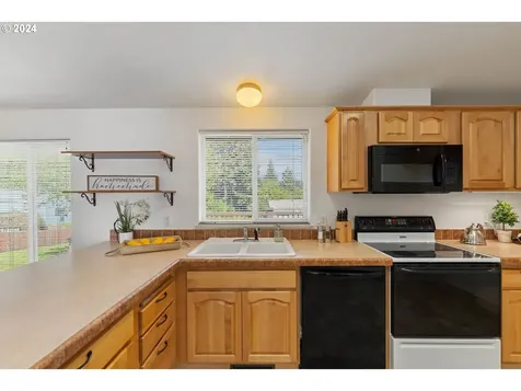 94291 20th Lane Coos Bay OR 97420