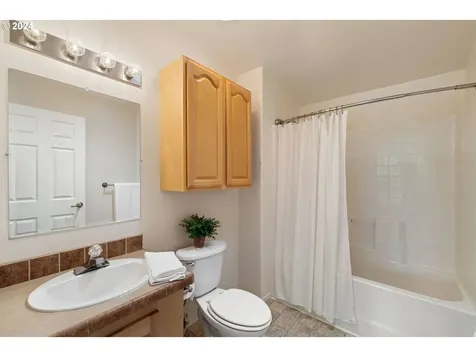 94291 20th Lane Coos Bay OR 97420