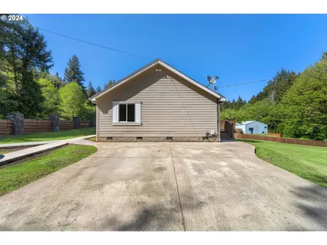94291 20th Lane Coos Bay OR 97420