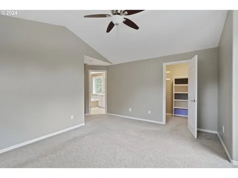 17405 Wake Robin Circle Oregon City OR 97045