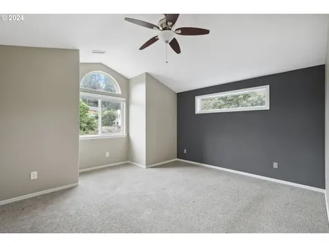 17405 Wake Robin Circle Oregon City OR 97045