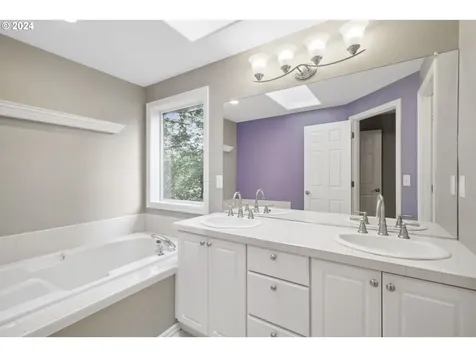 17405 Wake Robin Circle Oregon City OR 97045