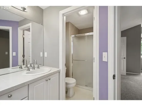 17405 Wake Robin Circle Oregon City OR 97045