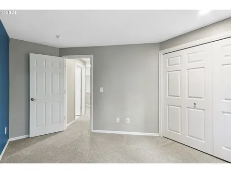 17405 Wake Robin Circle Oregon City OR 97045