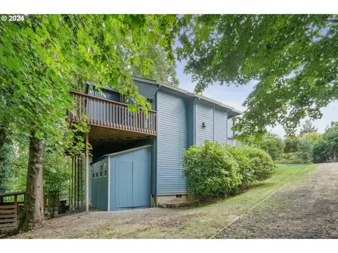 17405 Wake Robin Circle Oregon City OR 97045