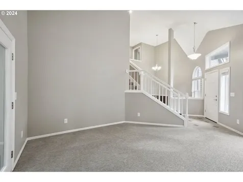 17405 Wake Robin Circle Oregon City OR 97045