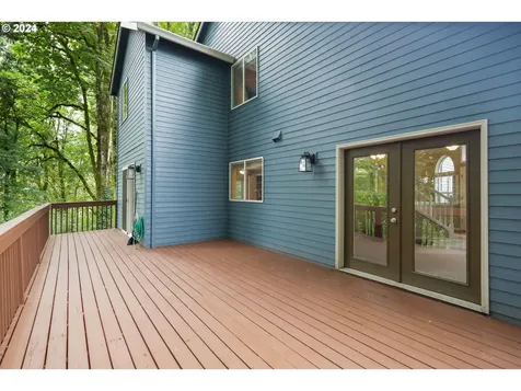 17405 Wake Robin Circle Oregon City OR 97045
