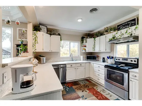 89329 Old Mohawk Road Springfield OR 97478