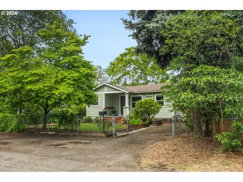 5725 Se Lambert Street Portland OR 97206