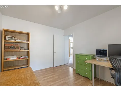842 NE Center Street Sheridan OR 97378