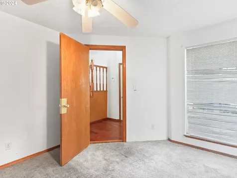 11927 Se Morrison Street Portland OR 97216