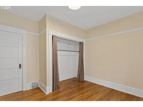 2204 NE 46th Avenue Portland OR 97213