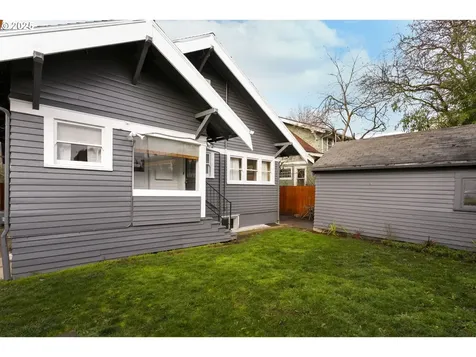 2204 NE 46th Avenue Portland OR 97213