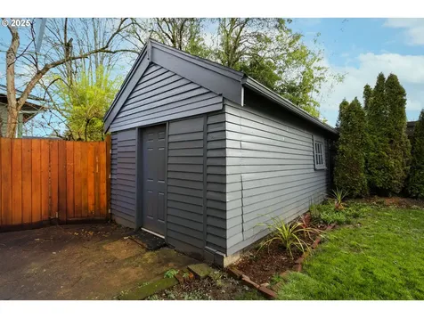 2204 NE 46th Avenue Portland OR 97213