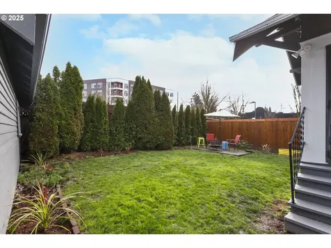2204 NE 46th Avenue Portland OR 97213