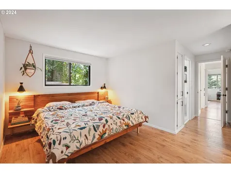 5236 Sw Vacuna Street Portland OR 97219