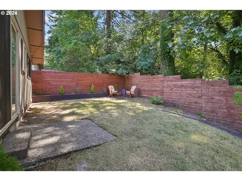 5236 Sw Vacuna Street Portland OR 97219