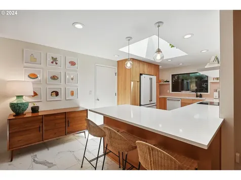 5236 Sw Vacuna Street Portland OR 97219