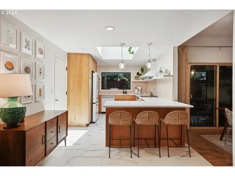 5236 Sw Vacuna Street Portland OR 97219