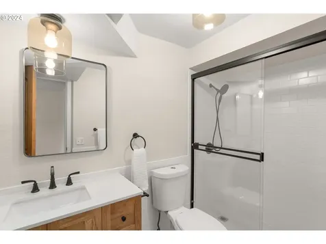 1551 5th Street West Linn OR 97068