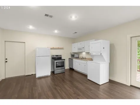 1551 5th Street West Linn OR 97068