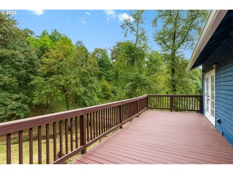 1551 5th Street West Linn OR 97068